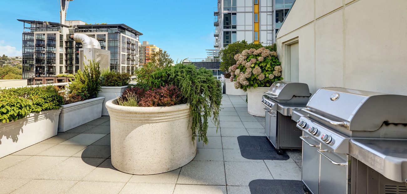 shared rooftop grilling space